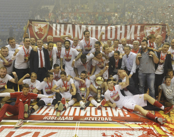 Na današnji dan: Zvezda šampion poslije 17 godina!