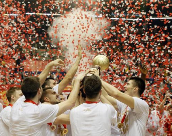 Priča: KK Crvena zvezda - borba s titanima, milionima i realnošću
