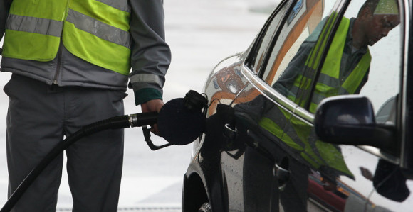 Cijenu goriva treba smanjiti 