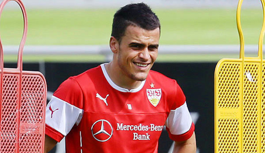 Filip Kostić čeka Širlea, da napravi transfer!