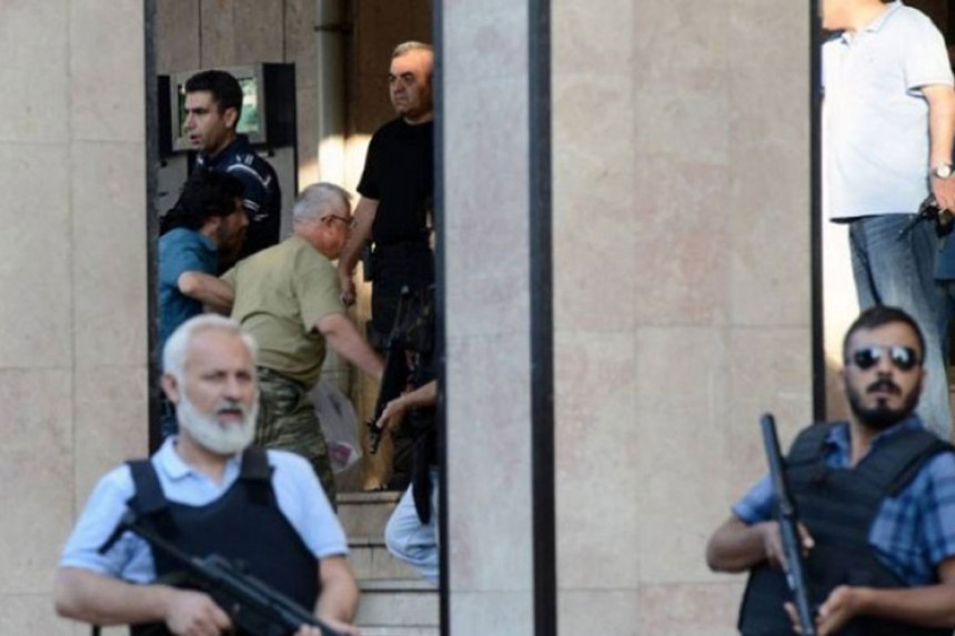 Пуцњава у Анкари, нападач убијен