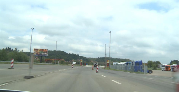 РС против трасе брзог пута