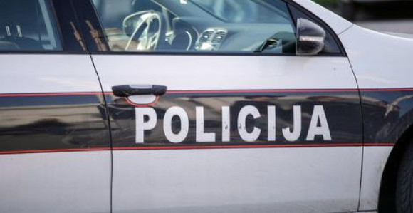 U Tuzli povređen motociklista