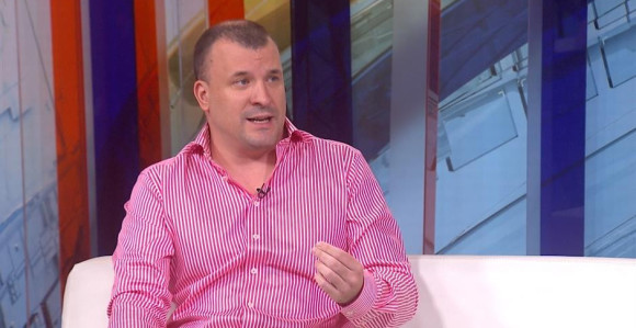 Istorijska šansa Vučića za dogovor