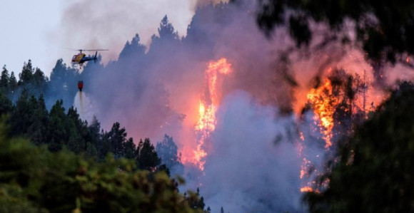 Пожари се шире Европом: Горе Канарска острва