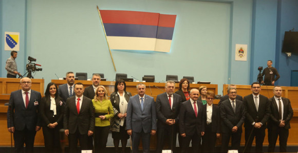 "Промјене у Влади - да се задовоље страначки апетити"