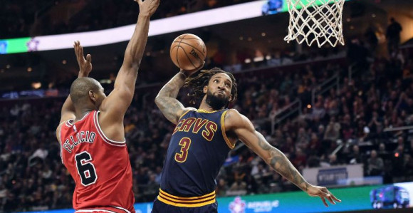 Бајернова реакција: Потписао Дерик Вилијамс!