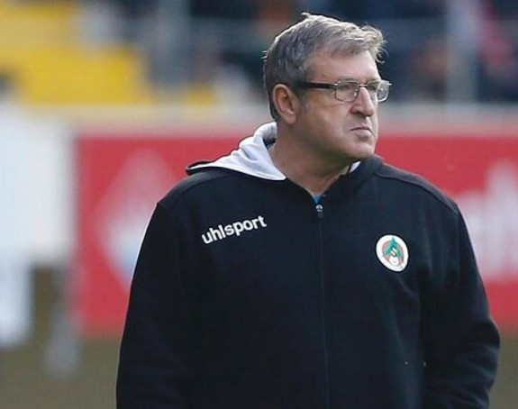 Pape Sušić dobio otkaz!