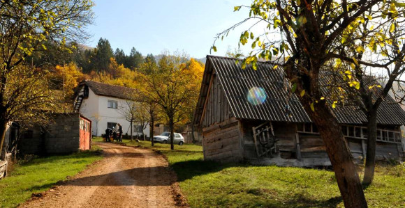 Sanacija puta u selu Bijela