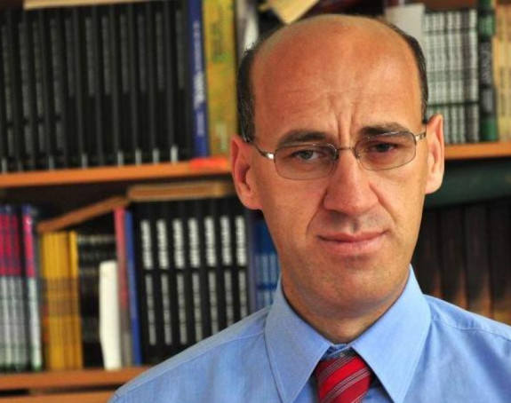 "Резолуција је неуставна"
