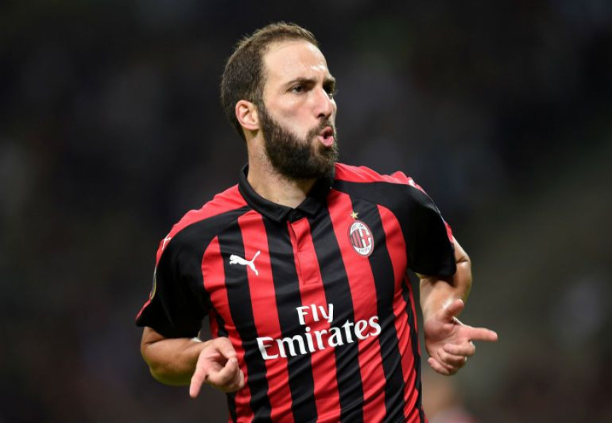 Iguain se otvorio: Zašto Milan, a ne Čelsi?!