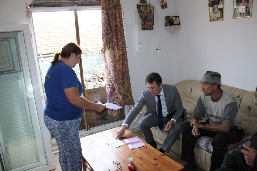 Perić pomogao porodici Đorđević 