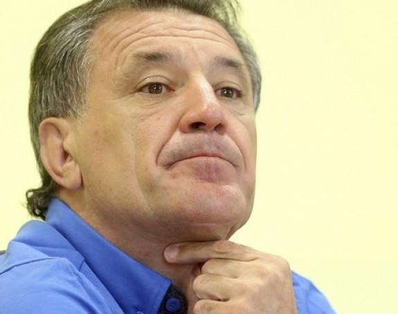 Мамићу добро јутро и лисице на руке!