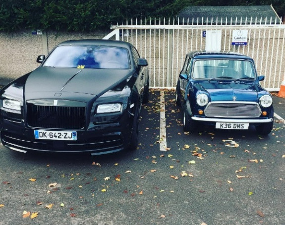 Sija, ima nove felne, ganc nove gume...!