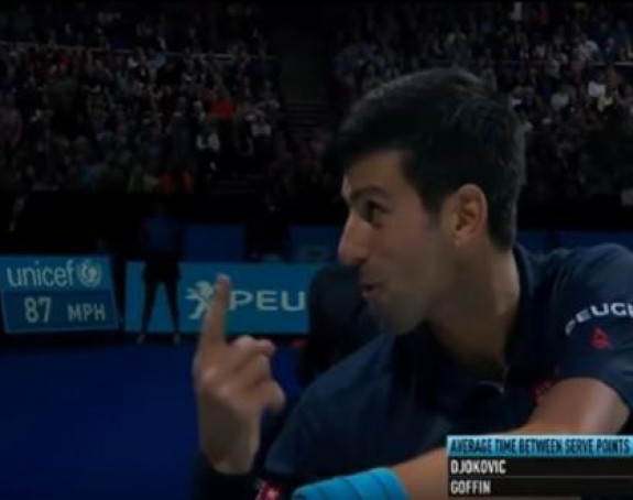 Video: Novak nastavlja ''borbu sa vetrenjačama'' u Londonu!