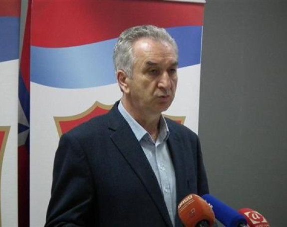 Poljoprivrednici gube zbog vlade 