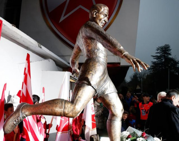 Rajko Mitić vječno uz Zvezdu!