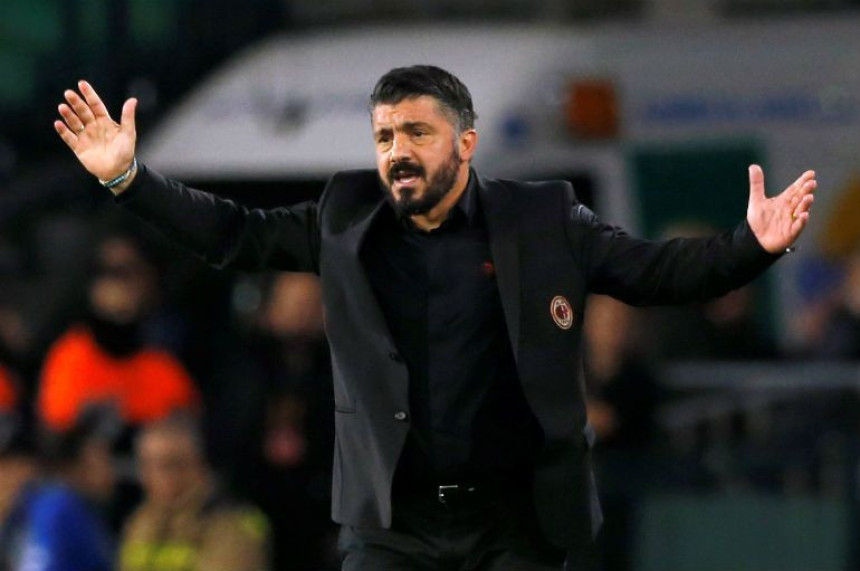 Milan ostao bez pola tima!
