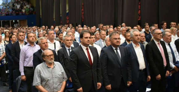Čubrilović nije dostojan funkcije