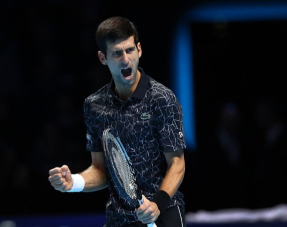 Novak i Zverev u finalu od 19 časova!