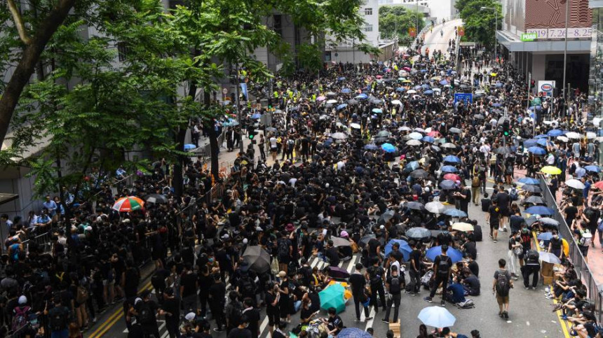 Srpski studenti hitno evakuisani iz Hongkonga
