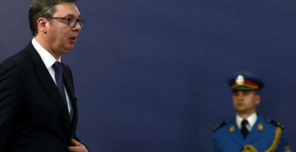 Zbog zdravlja Vučiću zabranjeno da leti avionom