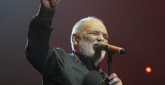 Đole još u bolnici, polako se oporavlja ali su mu i dalje zabranjene posete!