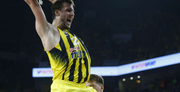 Veseli: Radujem se što Antić opet stiže u Istanbul!