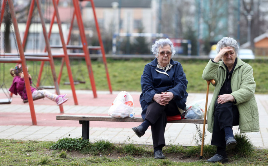 Među penzionerima 16 stogodišnjaka