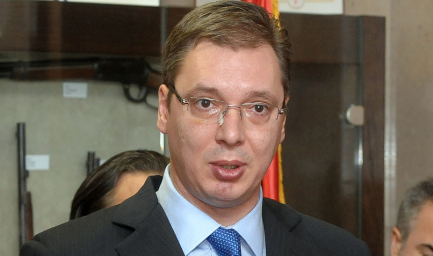 Vučić podnosi ostavku početkom marta?