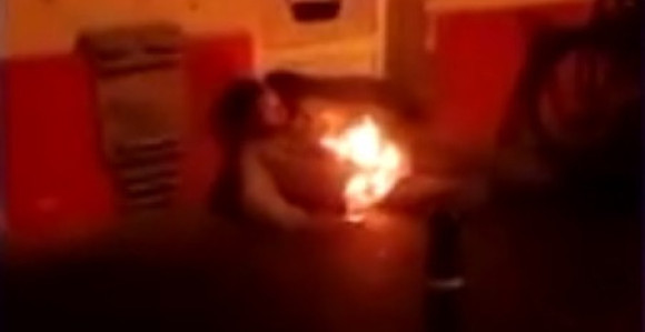 Ko je beskućnik koji je gorio juče na ulici?