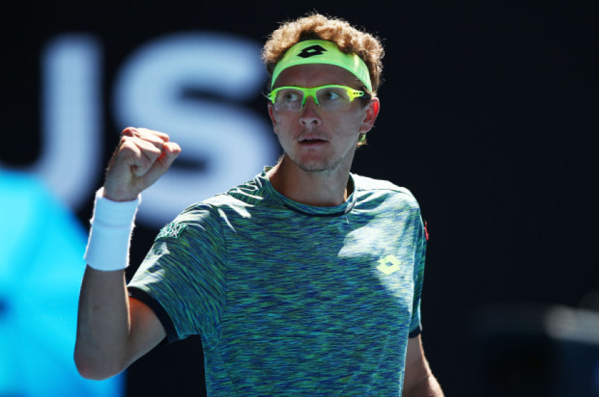 AO: Ko je Denis Istomin, što izbaci Novaka?