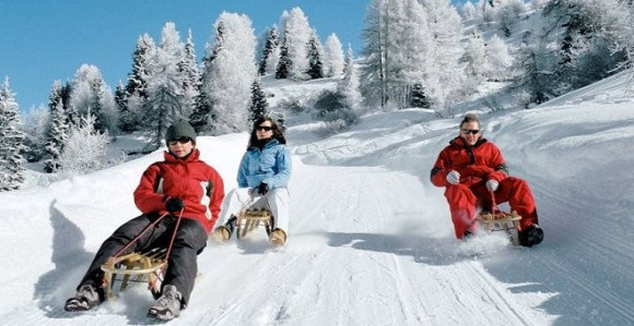 Uživajte u sankanju