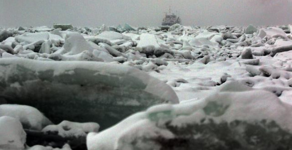 Led na Dunavu debljine 4 metra