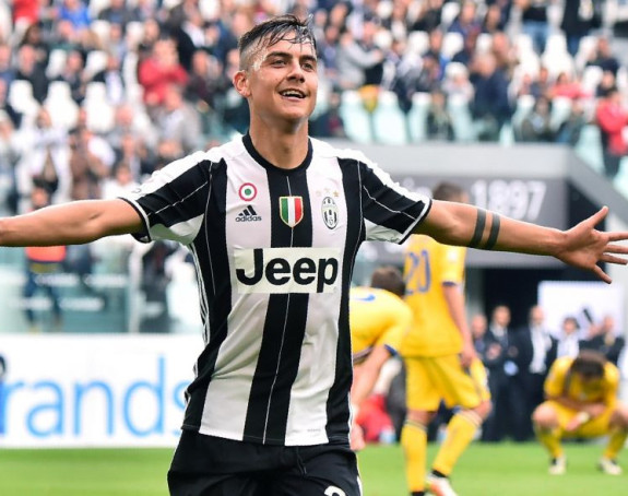 Dama bezobrazno zavodi Dibalu!