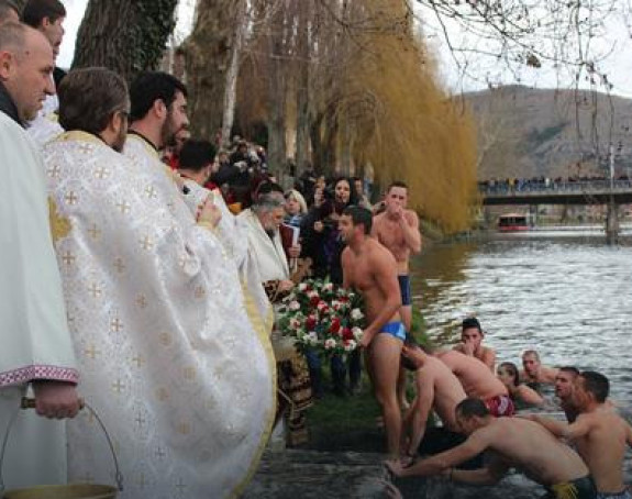 Hercegovci za krst časni plivali