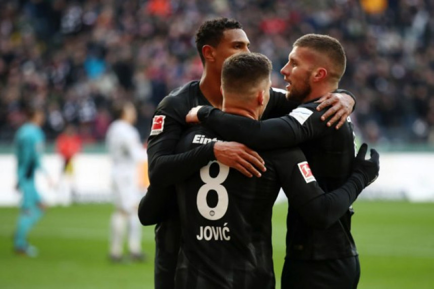 BL: Jović i Rebić guraju Ajntraht ka LŠ!