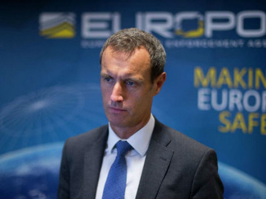 Шеф Европола: Могући напади ИД у Европи