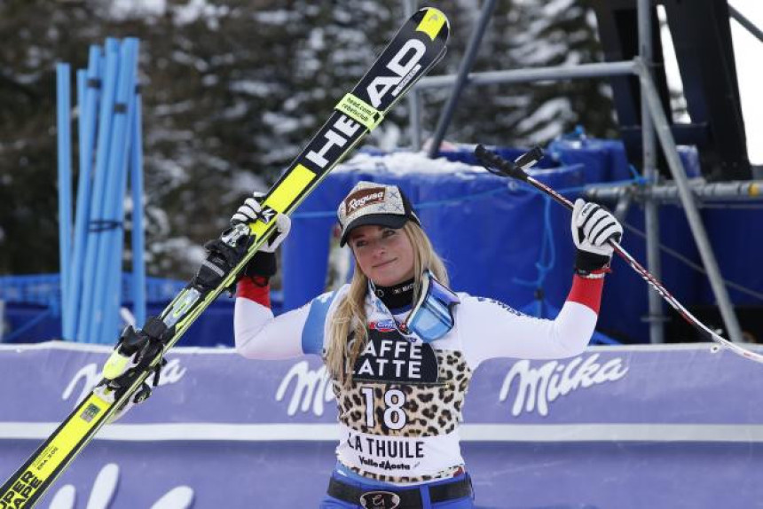 Гутова славила, Воновој отпала скија!