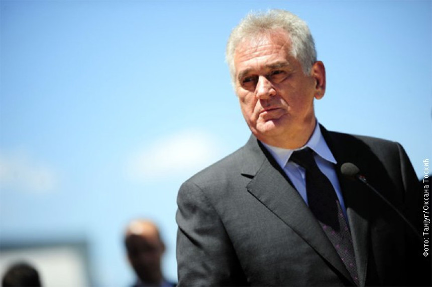 Pak: Nikolić ne osniva stranku