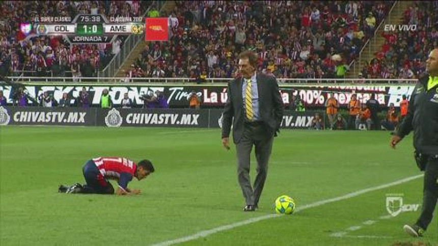 Video: Trener sapleo protivničkog igrača!