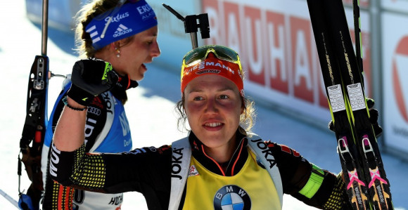 Živa legenda bijatlona – Laura Dalmajer!