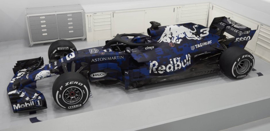 F1: Red Bul "formula" u specijalnoj kombinaciji boja!