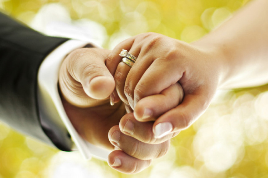 Na svadbi lažno prijavili bombu!