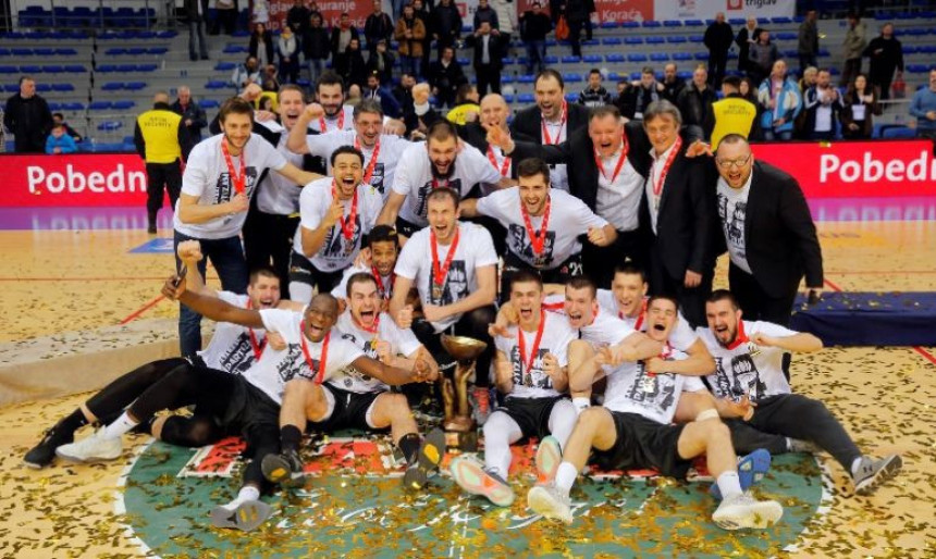 Partizan dobio Zvezdu i osvojio Kup!