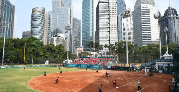 Џакарта 2032. године?!