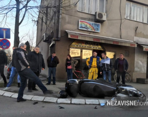 Судар аутомобила и мотоцикла