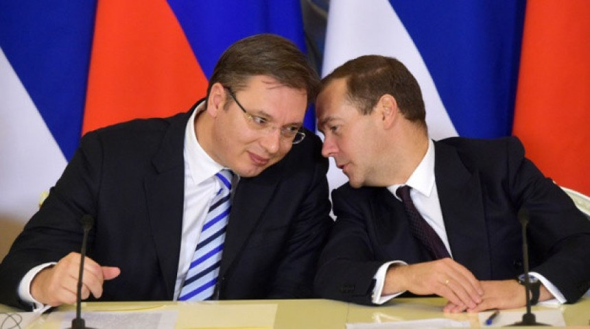 Medvedev stiže u junu