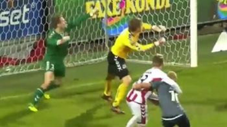 Video: Rvanje golmana za gol?! U Danskoj to može!