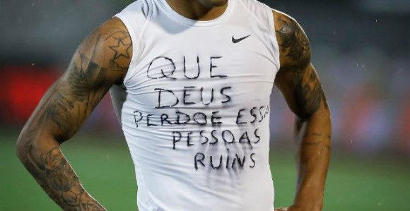 Everton Luiz poslao poruku...!